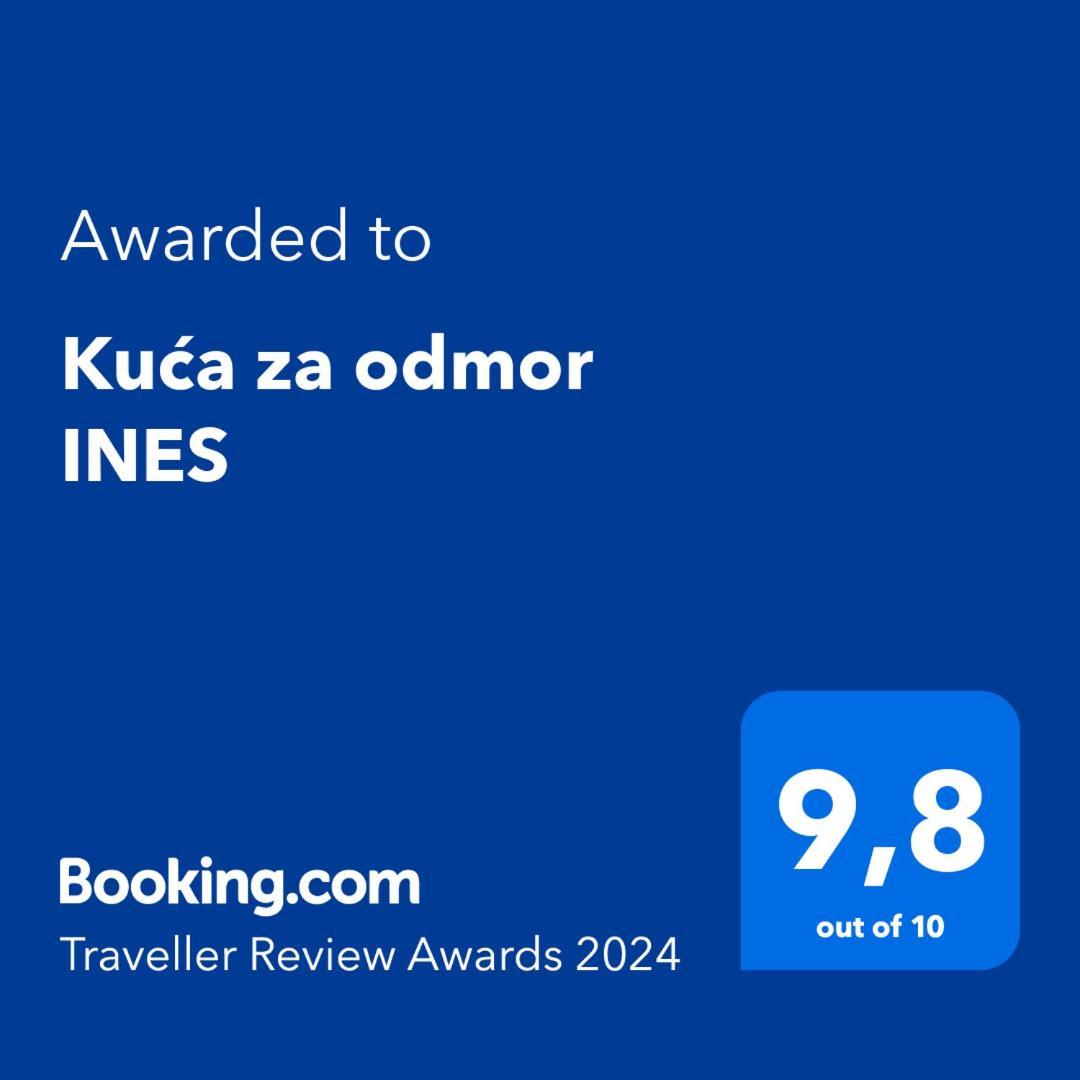 Apartments Ines Pula Ngoại thất bức ảnh
