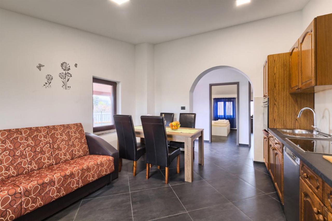 Apartments Ines Pula Ngoại thất bức ảnh