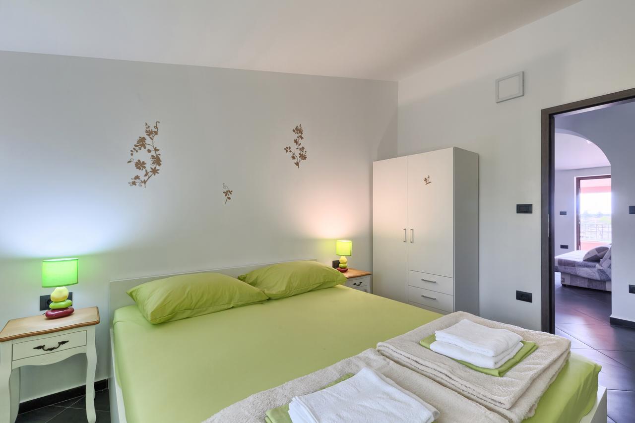 Apartments Ines Pula Ngoại thất bức ảnh