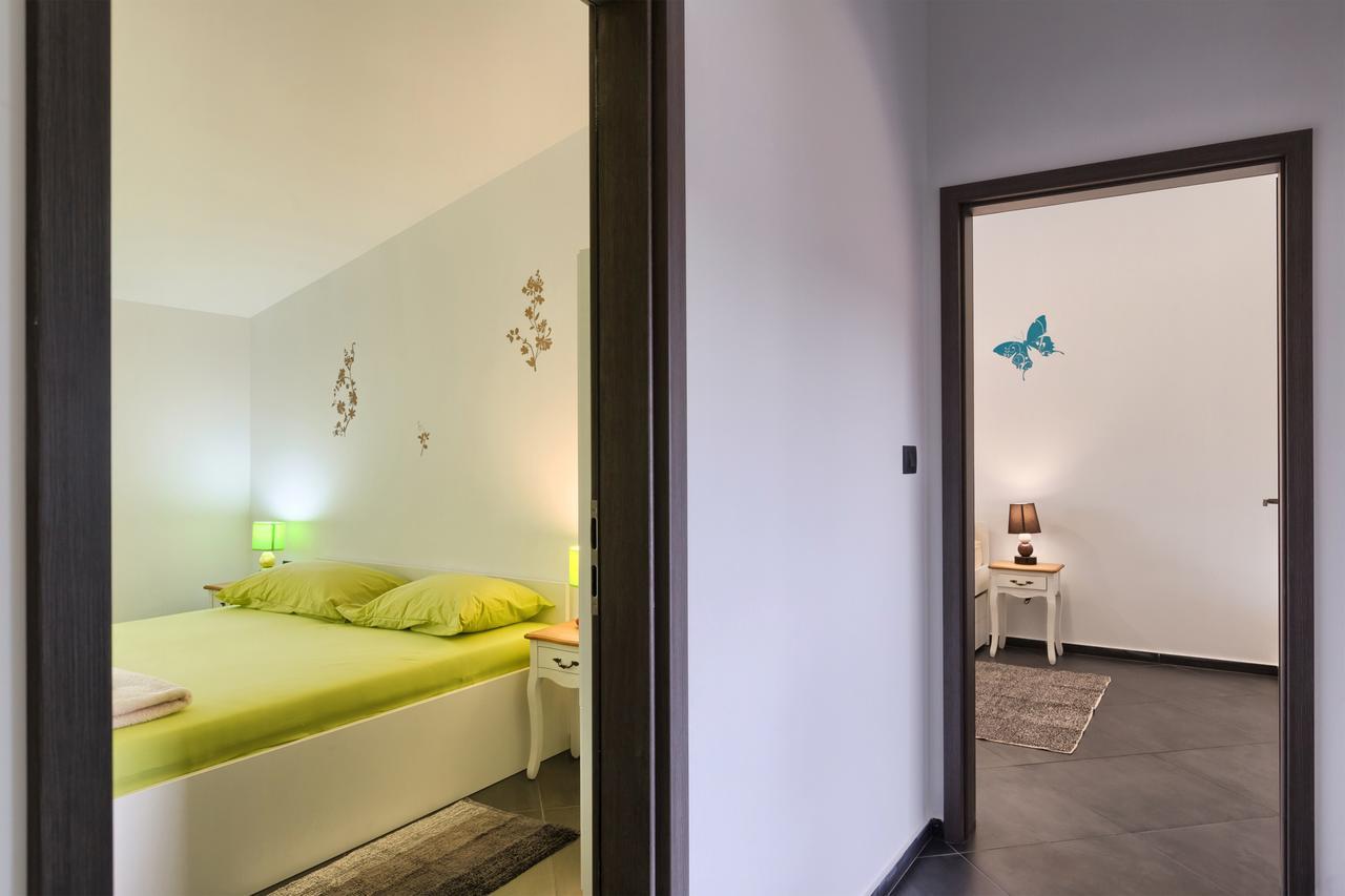Apartments Ines Pula Ngoại thất bức ảnh